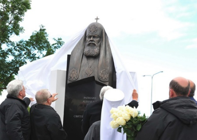 Власти Эстонии намерены ликвидировать православную церковь за связи с Россией. Консерваторы предупреждают о территориальных потерях