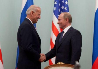 Байден хочет обсудить Украину на встрече с Путиным