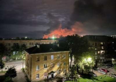 Песков: военные эксперты выясняют, откуда летели дроны на аэропорт в Пскове, чтобы предотвратить такое в будущем