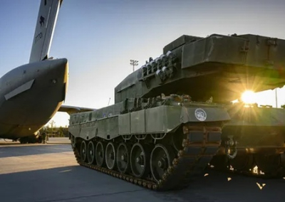 Обещанные Канадой Украине восемь танков Leopard 2 прибыли в Польшу