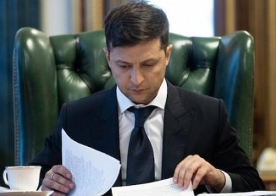 Зеленский запретил разглашать информацию о внешней политике Украины