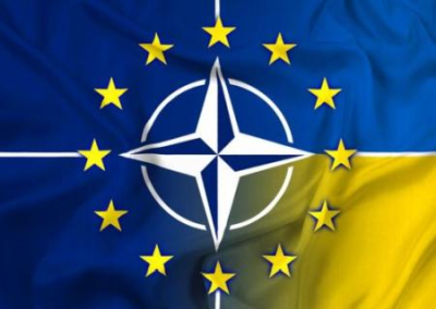 Не Украина вступает в НАТО, а НАТО в Украину