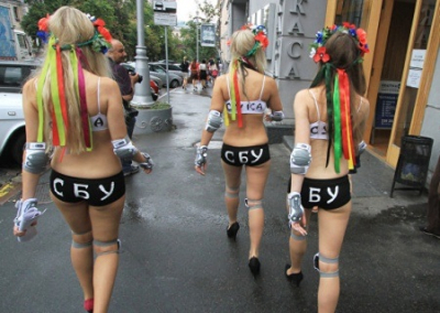 «Тема сисек раскрыта». Где сейчас активистки Femen?