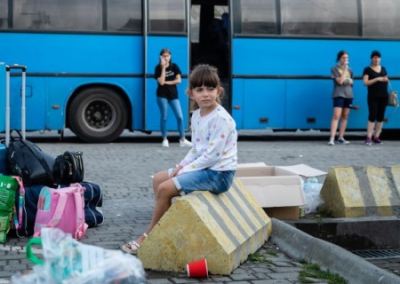 В Купянском районе местные власти ввели принудительную эвакуацию детей