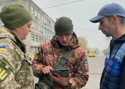 Военкомы открыли охоту на 25-летних украинцев