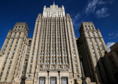 МИД РФ рекомендует россиянам воздержаться от поездок в Великобританию