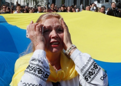 Обложили по всем фронтам: на мировой политической арене никто не считается с Украиной