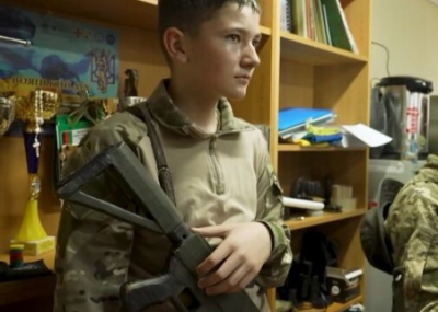 На Украине полным ходом идёт милитаризация школьников