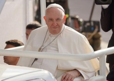 Папа Римский призвал Киев «не доводить страну до самоубийства» и выбросить белый флаг