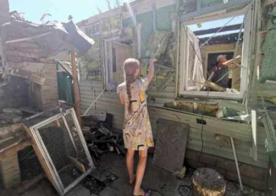 В День знаний украинские боевики ранили двоих детей в ДНР. Четверо взрослых погибли