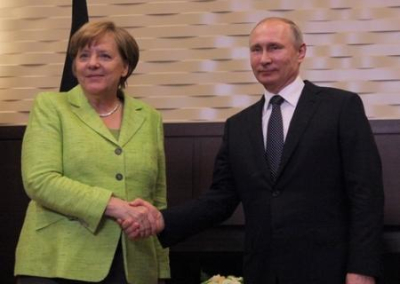 СМИ: Меркель организовывает встречу Путина с лидерами ЕС