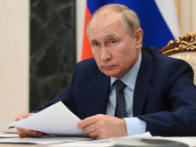 Путин поручил упростить доступность соцвыплат для россиян, живущих в ЛДНР