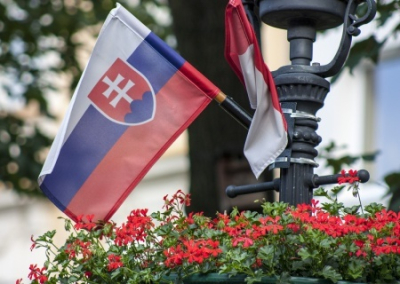 Словакия в знак солидарности с Чехией высылает дипломатов РФ