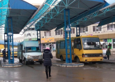 В Донецке на маршруты ставят советские ЛАЗы. Куда уходят новые автобусы?