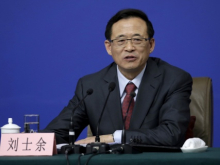 Китай призвал Вашингтон не вмешиваться в торговые отношения Москвы и Пекина