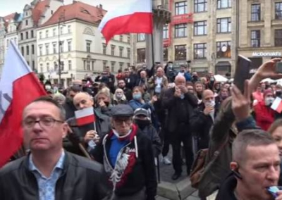 «Мы не хотим умирать за Бандеру»: в Польше прошёл очередной антивоенный митинг