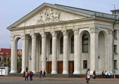 Черниговский драмтеатр закрылся из-за мобилизации почти всех мужчин-сотрудников